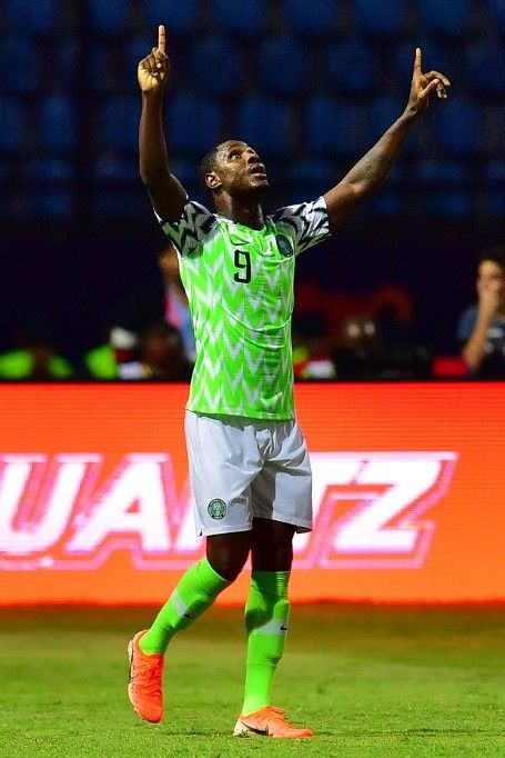 Penyerang Manchester United, Odion Ighalo, ketika membela Timnas Nigeria.  Foto: Giuseppe CACACE / AFP