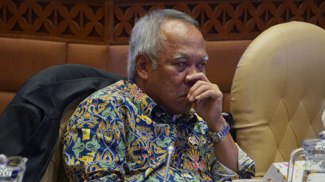 Menteri PUPR Basuki Hadimuljono melakukan rapat dengar pendapat (RDP) dengan Komisi V DPR RI di Komplek Parlemen. Foto:  Fanny Kusumawardhani/kumparan
