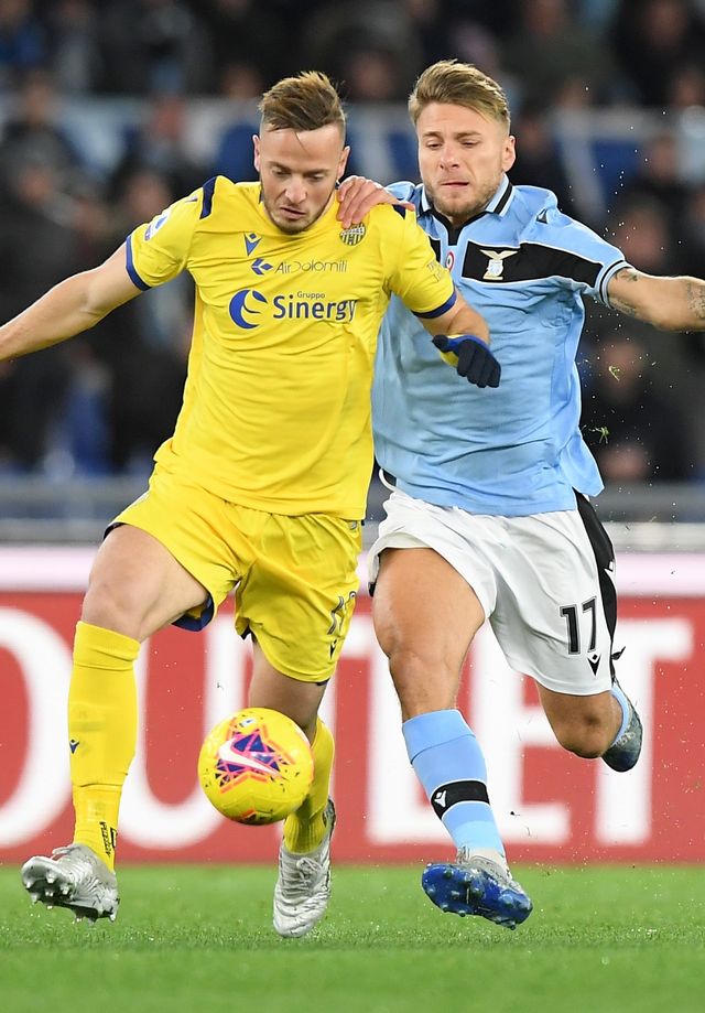 Pertandingan Serie A antara Lazio dan Hellas Verona.  Foto: REUTERS/Alberto Lingria