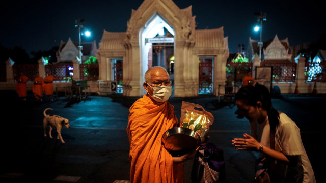 Thai Airways Tawarkan Penerbangan Religi: Terbang Sambil Baca Doa Umat Buddha (580312)