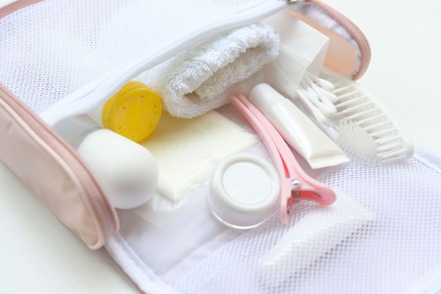 Lebih Kotor dari Toilet, Ini 4 Cara Membersihkan Tas agar Bebas dari Bakteri (204465)