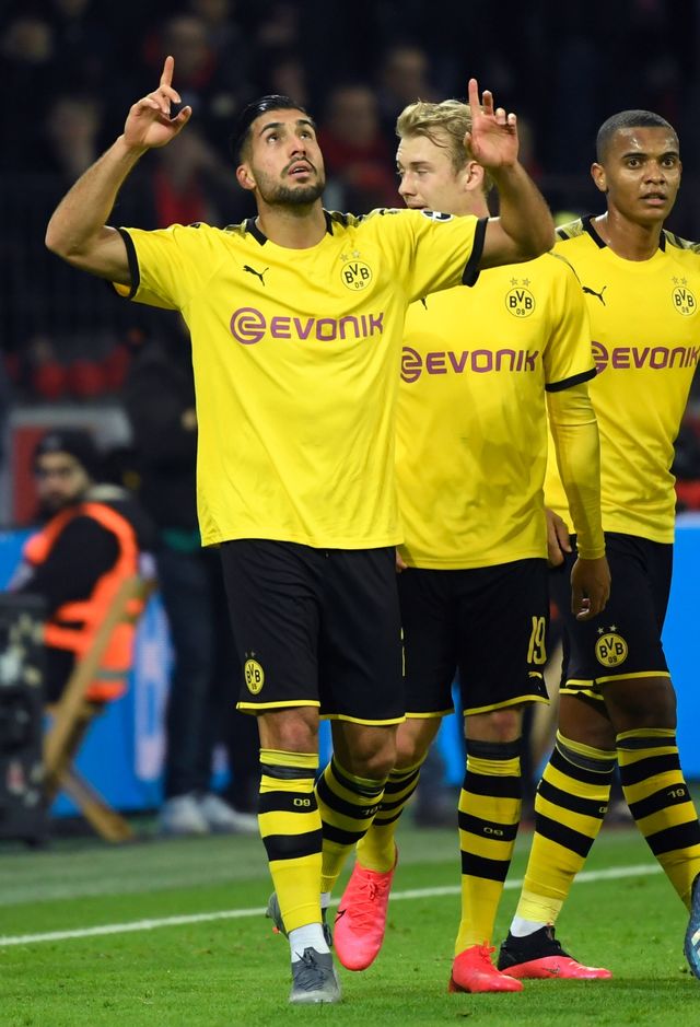 Emre Can mencetak gol indah pada laga debutnya bersama Borussia Dortmund. Foto: AFP/Ina Fassbender