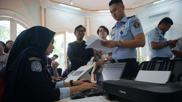 Pembuatan paspor di kumparan