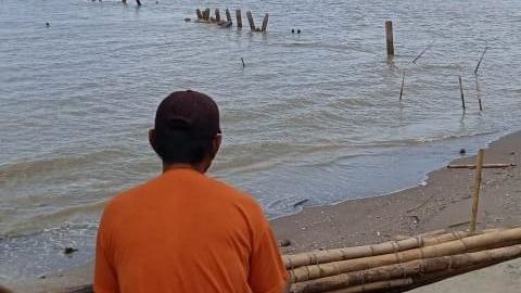 Suasana di pesisir Pantai Pandeglang usai diguncang gempa 4,8 M. Foto: Dok. kumparan