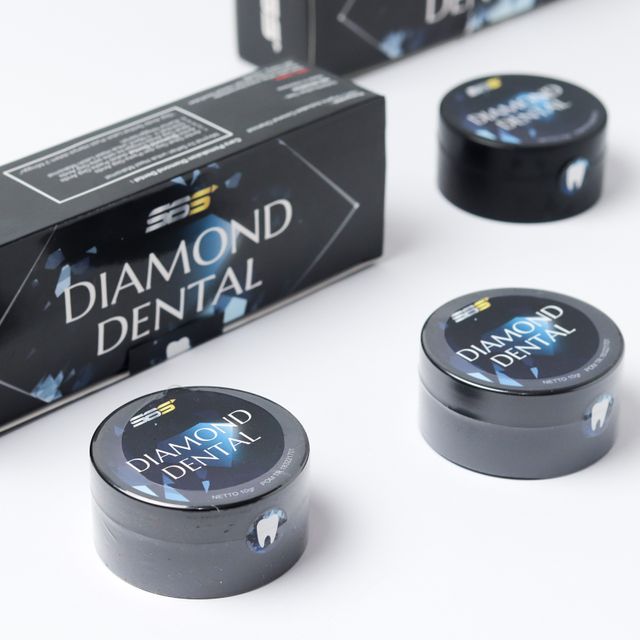 Diamond Dental, produk pemutih gigih alami produk dari SBS INDONESIA. 