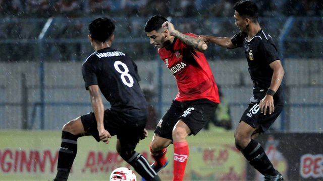 Madura United vs Bhayangkara