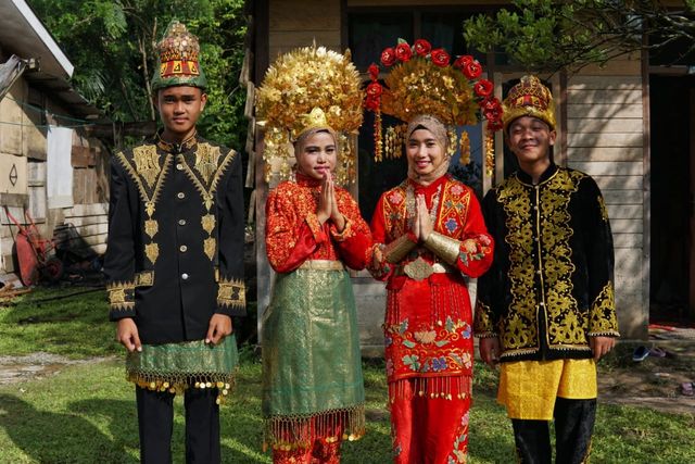 Perempuan Ahli Tenun, Penjaga Warisan Fashion Para Sultan Aceh (710572)