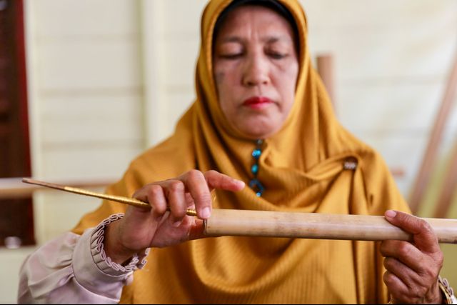 Perempuan Ahli Tenun, Penjaga Warisan Fashion Para Sultan Aceh (710573)