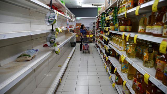 Malaysia Lockdown, Bagaimana Stok Makanan Singapura? (11644)
