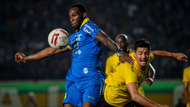 Persib Bandung melawan Barito FC