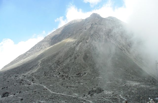 Mengenal 3 Gunung Yang Jadi Taman Nasional Terkecil Di Indonesia Kumparan Com