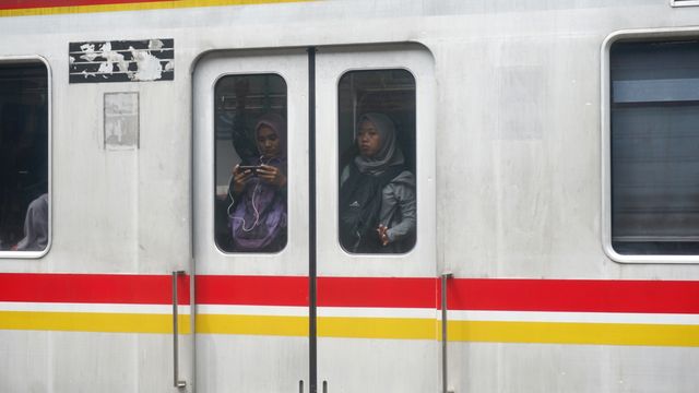 Perubahan Rute KRL di Stasiun Manggarai