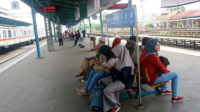 Perubahan Rute KRL di Stasiun Manggarai