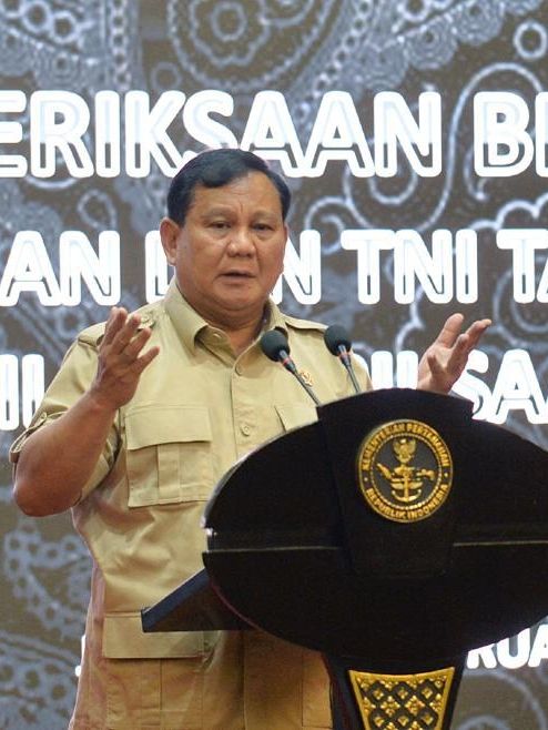 Menhan Prabowo Subianto memberikan sambutan saat terima kunjungan BPK, Kamis (13/2). Foto: Dok. Humas Kemhan