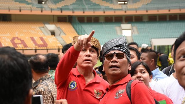 Ketum PSSI Kunjungi Stadion Utama2.jpg