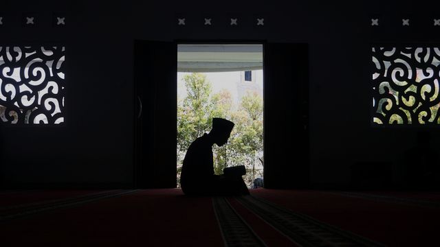 Ammar,_Santri_Pesantren_Daarul_Quran_Cinagara-ygntslu1afecjt76umuz.jpg