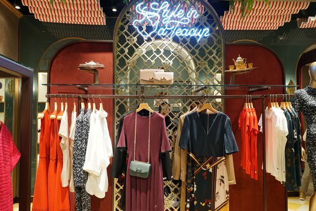Suasana di Butik Ted Baker di Grand Indonesia. Foto: Mela Nurhidayati/kumparan