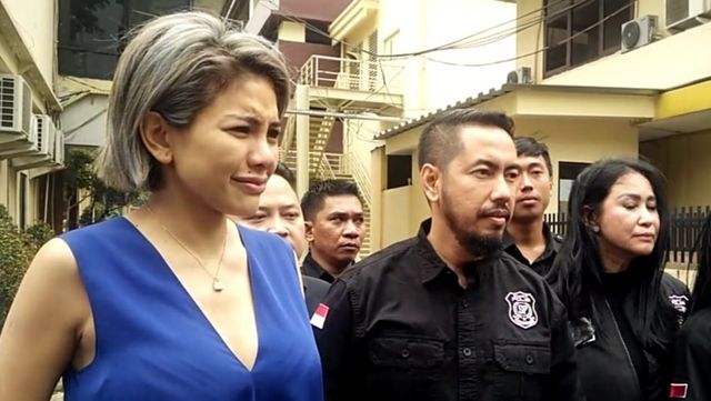 Nikita Mirzani dan Sunan Kalijaga
