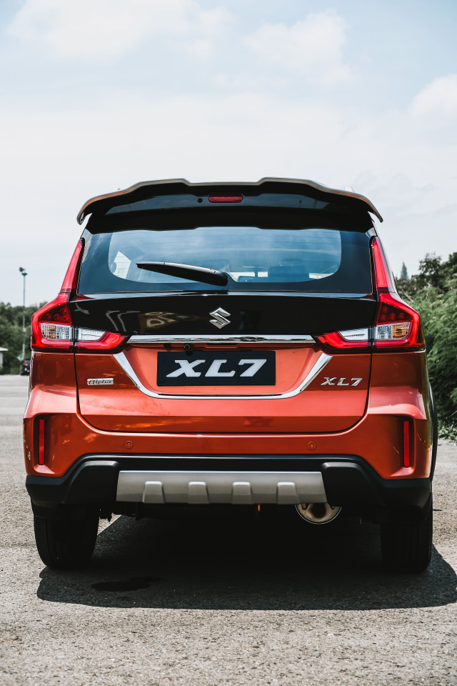 Tampilan belakang Suzuki XL7 Foto: Bangkit Jaya Putra