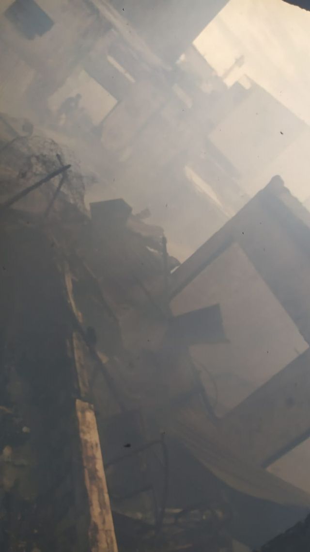 Kebakaran di SMK Sentosa, Jakarta Barat, Sabtu (15/2). Foto: Twitter / @humasjakfire