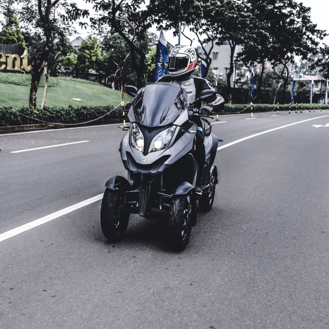 Terpaksa Motoran di Masa Darurat Corona Ini yang Perlu 