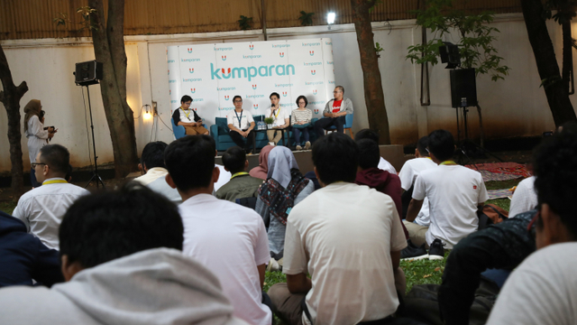Malam Minggu Tak Lagi Sepi dengan Facebook Dev C di kumparan (573732)
