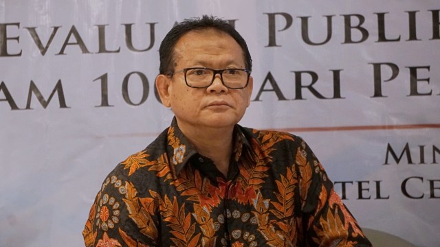 Politisi PDIP Rokhmin Dahuri dalam diskusi “Evaluasi Publik dan Isu-isu Nasional Dalam 100 Hari Jokowi-Amin” di Senayan, Jakarta, Minggu (16/2). Foto: Fanny Kusumawardhani/kumparan