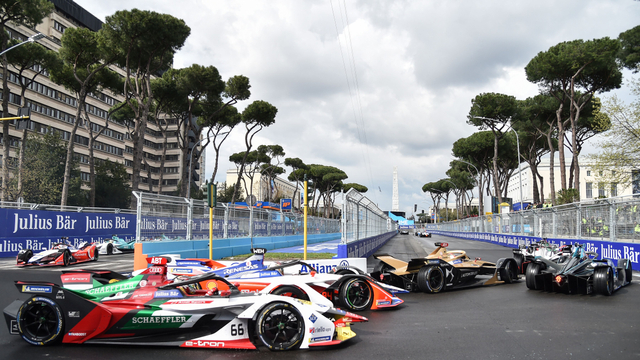 Balapan leg E-Prix Roma musim Formula E musim 2018-2019. Foto: AFP/ ANDREAS SOLARO