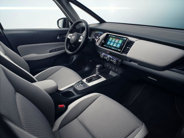 Mengintip Spesifikasi Canggih Honda Jazz Hybrid 2020 Kumparan Com