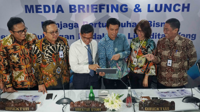 Direktur Utama Bank BTN Pahala N Mansury dan Jajaran Direksi Bank BTN saat pemaparan Bank BTN tentang menjaga pertumbuhan bisnis. Foto: Irfan Adi Saputra/kumparan
