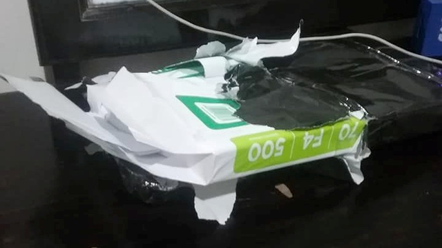 Laptop dicuri diganti kertas 1 rim. Foto: Dok. Aqilla Firdhauzi