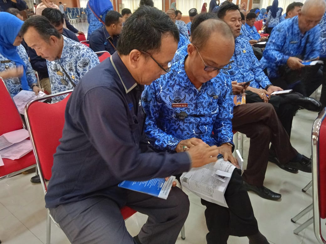 Sejumlah Kepala OPD di lingkungan Pemkot Bandar Lampung ikuti sosialisasi pengisian sensus penduduk online 2020, Senin (17/2) | Foto : Sidik Aryono /Lampung Geh