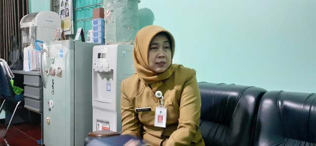 Kepala Dinas Kesehatan Gunungkidul, Dewi Irawaty, saat dikunjungi di kantornya. Foto: Erfanto