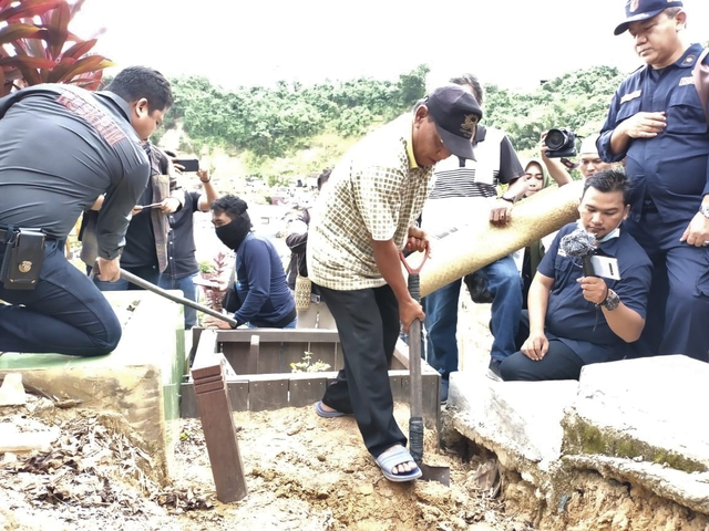 Polisi bongkar makam bocah di Samarinda yang meninggal tanpa kepala. Foto: Dok. Istimewa