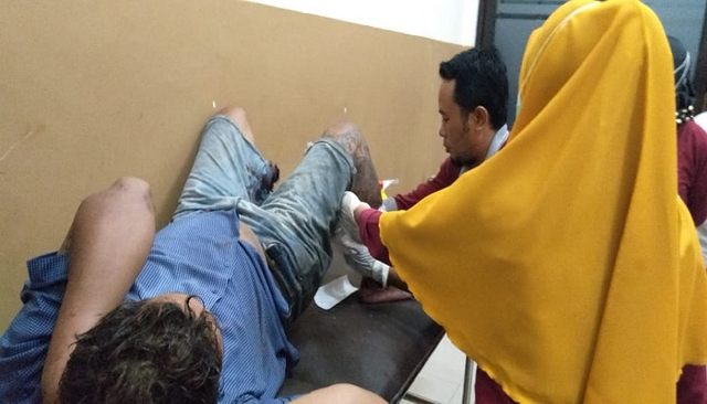 Pelaku narkoba Azis Daeng Sikki (42) ditembak polisi saat berusaha kabur dari kejaran polisi di Makassar,(Makassar Indeks/Sibali).