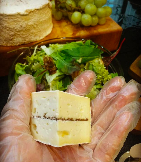 Keju Natural. Foto instagram Mazaraat Artisan Cheese