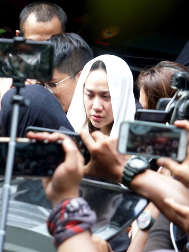 PTR Jenazah meninggalkan rumah duka - Ashraf Sincalir - BCL