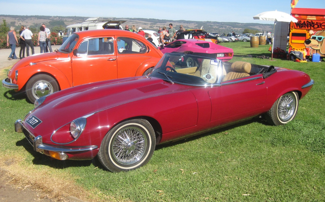 Otomotif, Ashraf Sinclair, Jaguar E-Type, E-Type V12