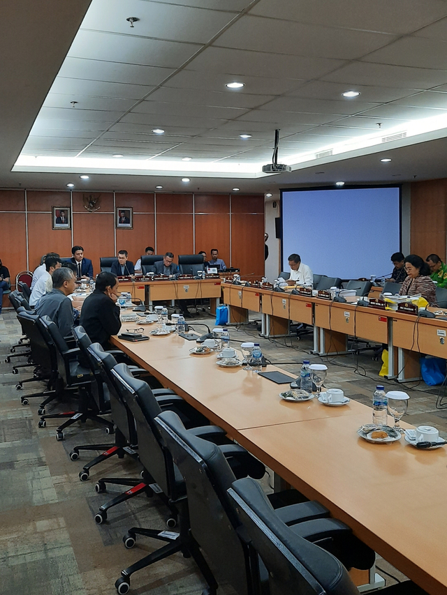 Rapat Komisi E DPRD DKI Jakarta, Rabu (19/2). Foto: Efira Tamara Thenu/kumparan