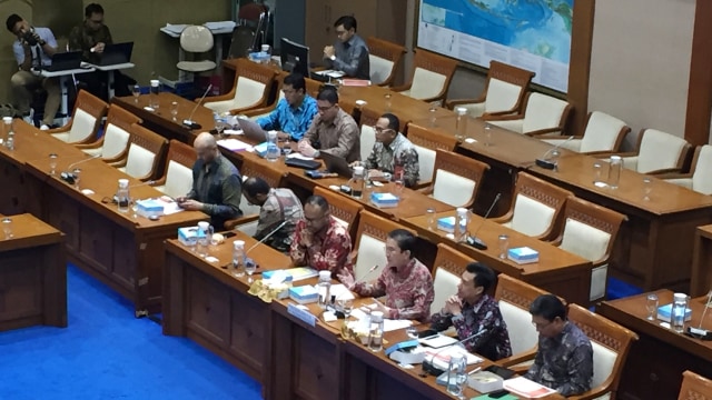 Jajaran Direksi PT Freeport Indonesia mengikuti rapat dengar pendapat (RDP) dengan Komisi VII DPR RI, Jakarta, Rabu (19/2).  Foto: Ema Fitriyani/kumparan 