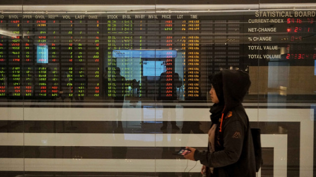 Berita Populer: Airlangga Bicara Saham, MUI ke China Cek Kehalalan Vaksin Corona (1494205)