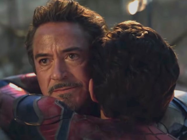 Tony Stark dan Peter Parker (Foto: IMDb)