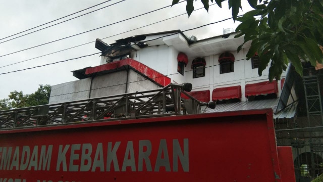 Kondisi lantai dua Rumah Makan Raminten yang terbakar,Kamis (20/2/2020). Foto: Erfanto