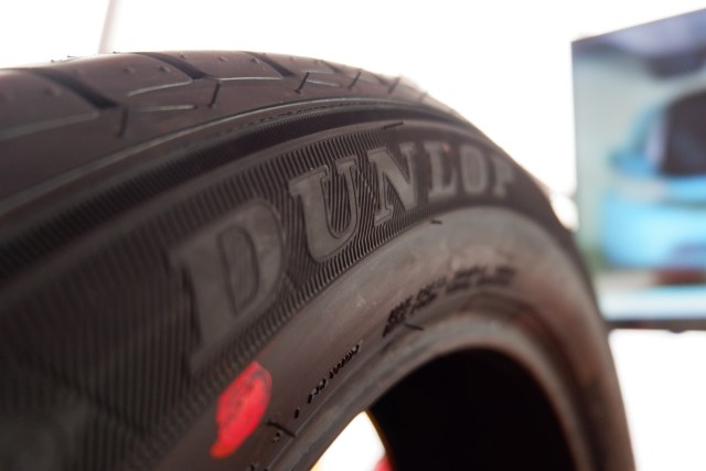 Ban baru Dunlop SP Sport LM705 Foto: Aditya Pratama Niagara/kumparan