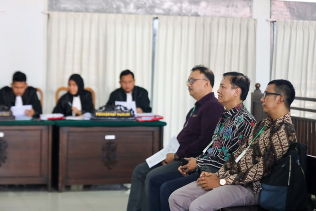 Prof Henri Subiakto saat memberikan kesaksian di PN Banda Aceh. Foto: Suparta/acehkini
