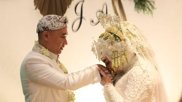 5 Selebriti yang Umumkan Kehamilan Jelang Ramadhan (1262078)