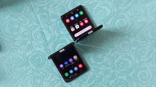 Melihat Lebih Dekat Samsung Galaxy Z Flip, 'Kotak Bedak Ajaib' (671455)