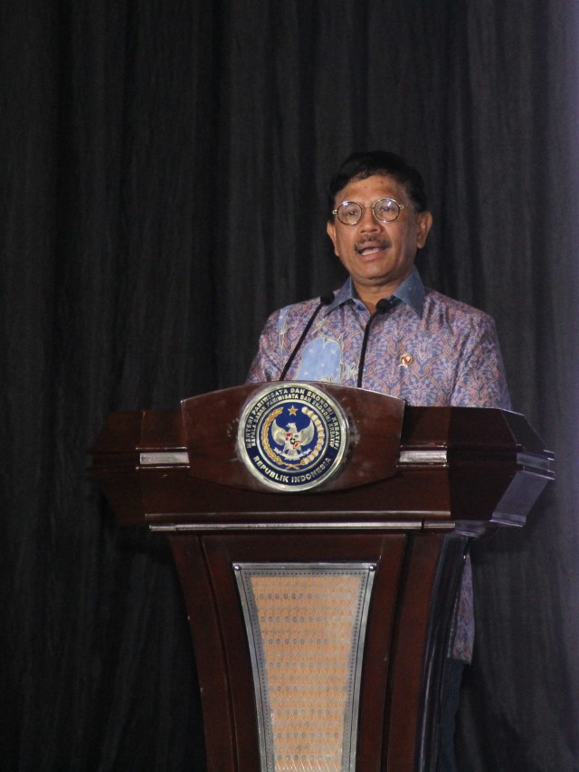 Menteri Komunikasi dan Informasi Johnny G. Plate
memberi sambutan diacara Workshop Quantum Infomation 2020. Foto:  Helmi Afandi Abdullah/kumparan