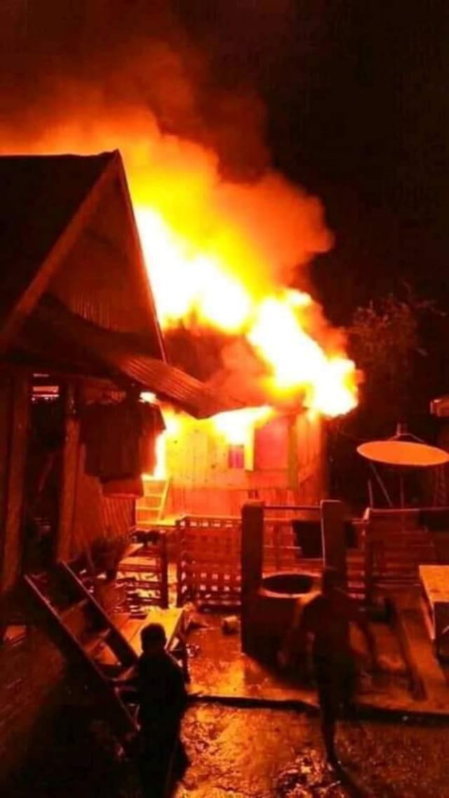 Rumah penyalur TKW di Dompu dibakar
