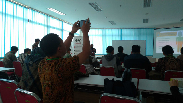 Philippe Van Parijs dan Gagasan Basic Income di Indonesia (29184)